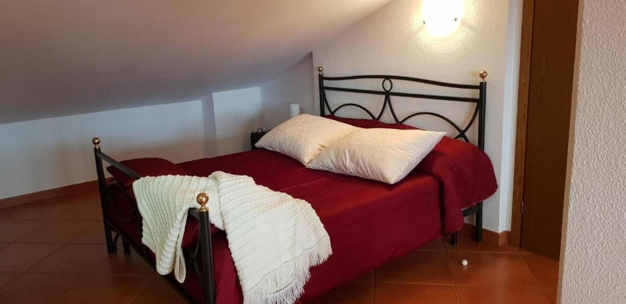 Tessa Apartment *
